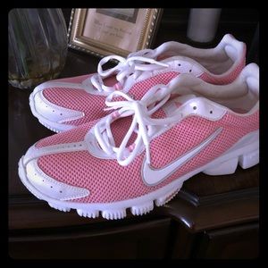 Nike Sneakers Women☄️